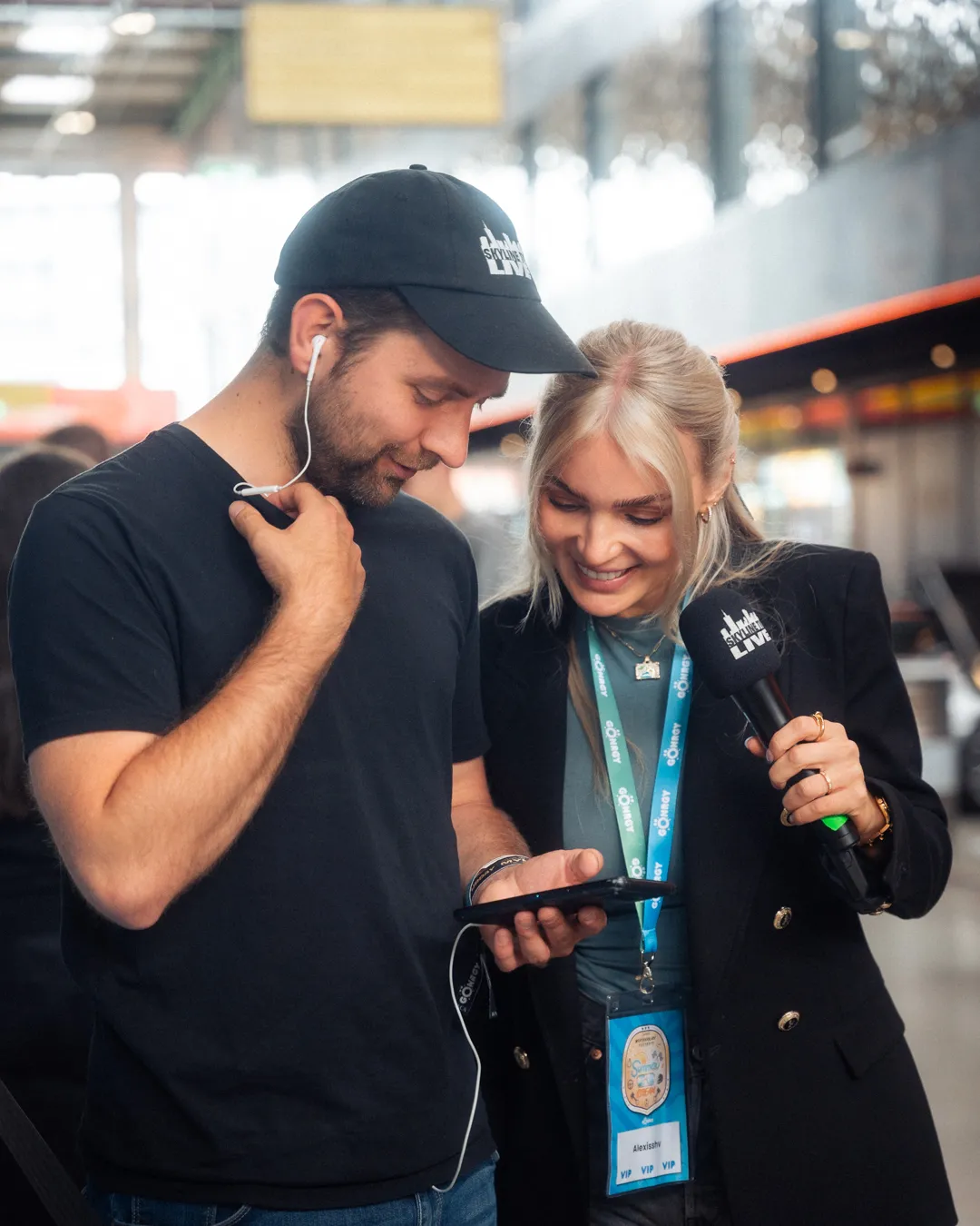 SkylineTV und Alexisshv moderieren den Twitch-Stream von MontanaBlack88 auf dem MYLE 24