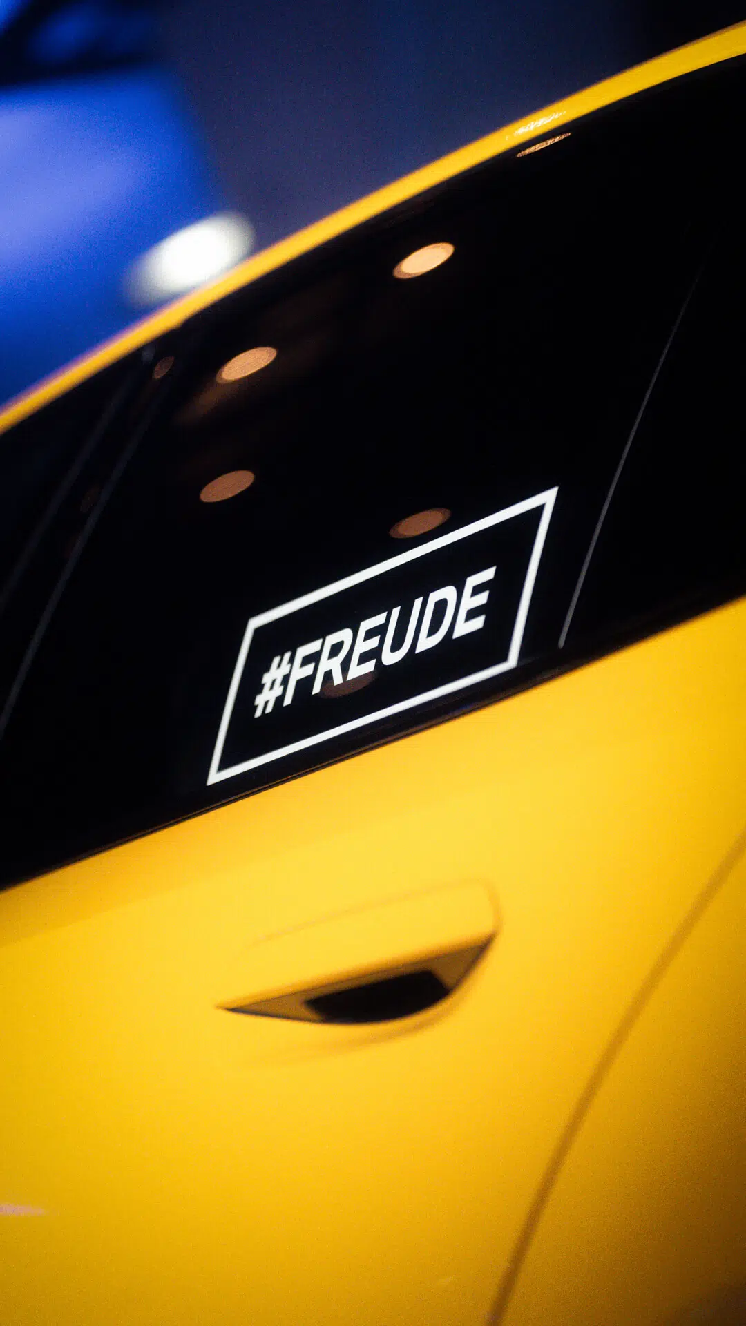 Detail-Bild des "#Freude"-Aufklebers am BMW M5