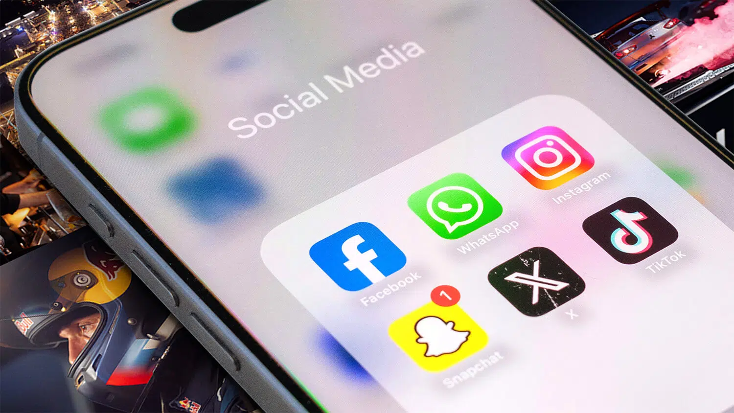 Freebie-BG-Bild iPhone showing the Facebook app, WhatsApp app, Instagram app, Snapchat app, X app and TikTok app.